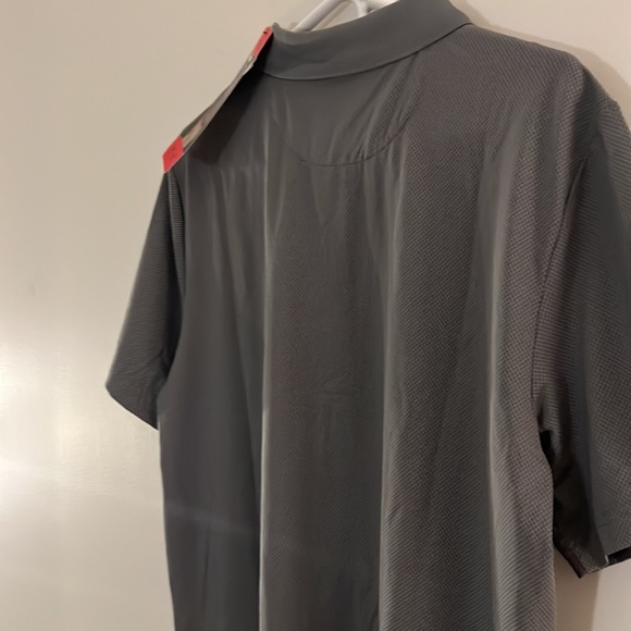 NWT Kirkland Signature Performance Golf Shirt -Size Medium - Picture 6 of 6